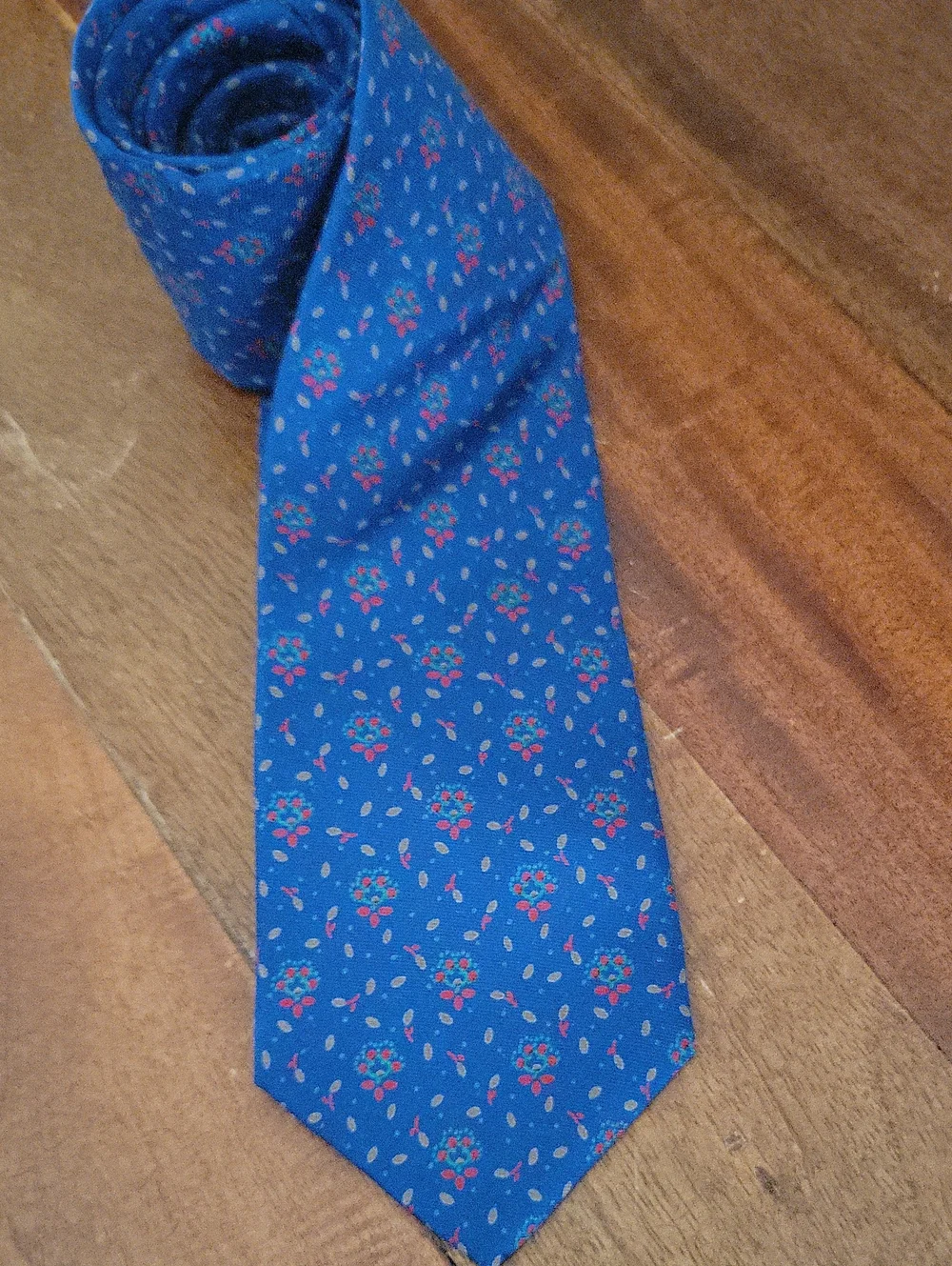 Vintage Yves Saint Laurent Paris/ New York Blue Floral Silk Tie